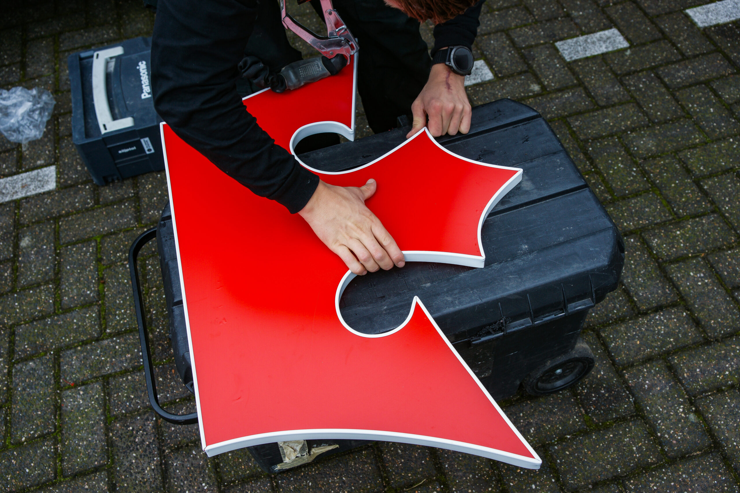 Kroon Voorbewerking Kroon op het logo van Geostick